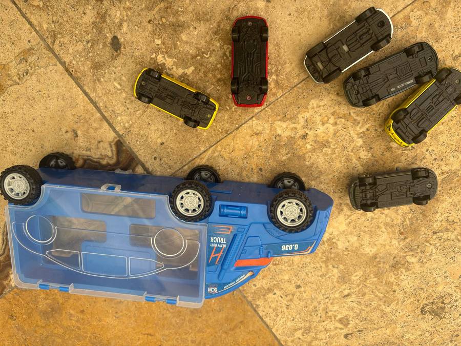 Realtoy diecast car lot of 6 with truck carrier with ramp