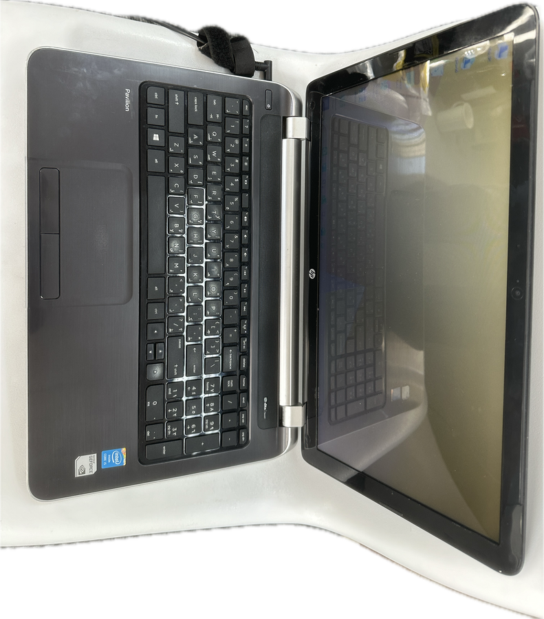 HP Pavillion - Core i5 - 4 GB RAM - 500GB HDD - NVIDIA GeForce GT740M Graphics - (Needs new battery)