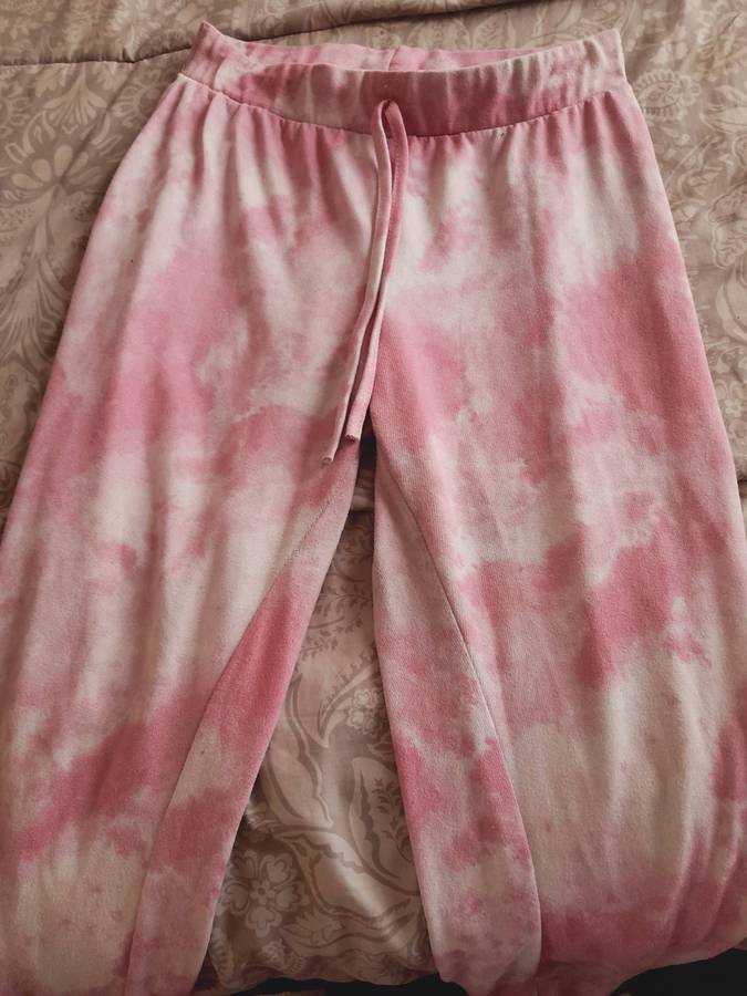 Pink tie dye sweater pants (Second-hand) Only been worn once