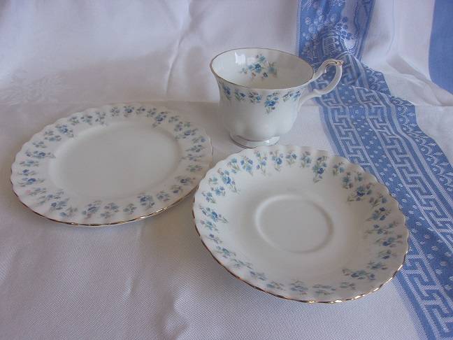 Vintage Royal Albert "Memory Lane" tea trio