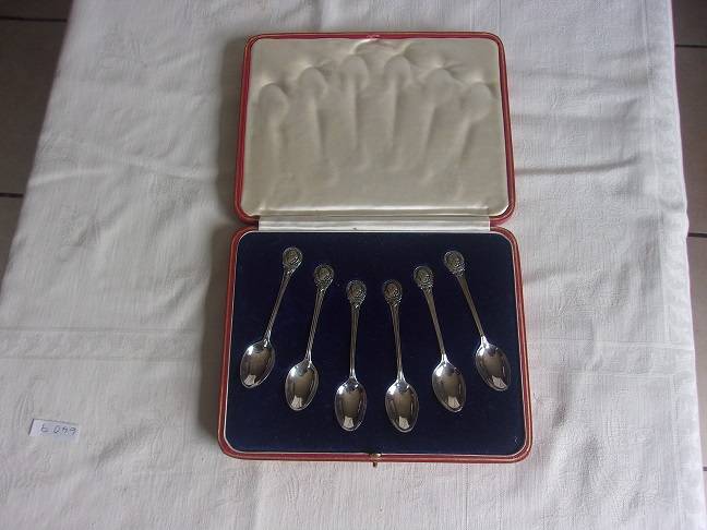 Cased set of 6 Sterling silver Winston Churchill teaspoons - 91.9g