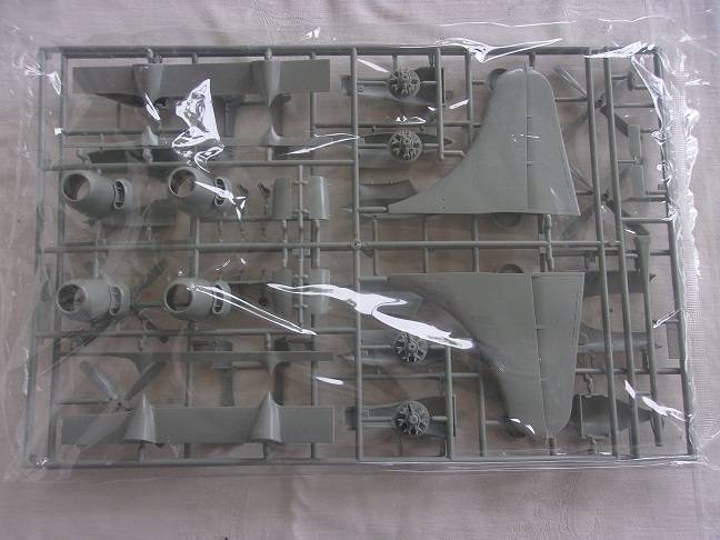 Academy 1:72 scale KC-97G Flying Boom Tanker kit - 1605