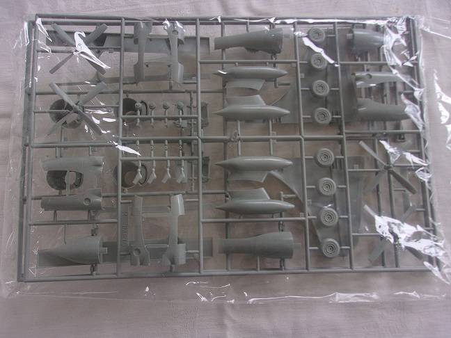 Academy 1:72 scale KC-97G Flying Boom Tanker kit - 1605