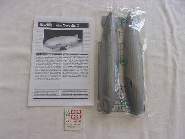 Revell 1:720 Luftschiff LZ 130 Graf Zeppelin 11 model plane kit - 04823