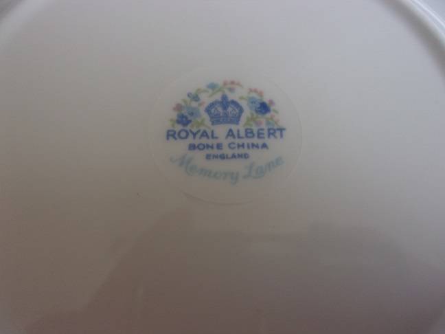 Vintage Royal Albert "Memory Lane" tea trio