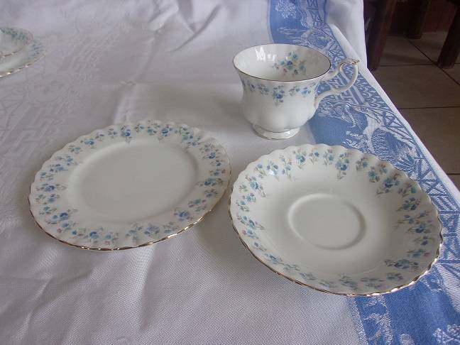 Vintage Royal Albert "Memory Lane" tea trio