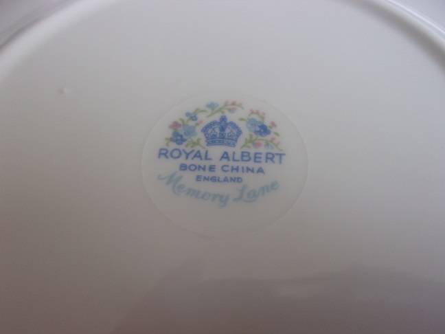 Vintage Royal Albert "Memory Lane" tea trio