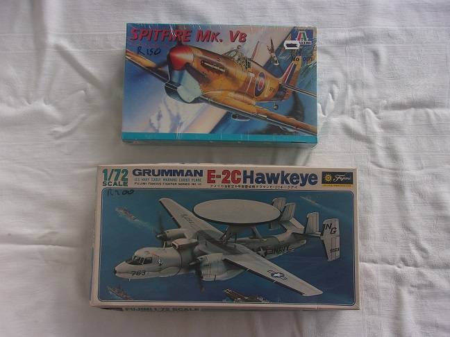 Italeri 1:72 scale Spitfire & Fujimi Grumman Hawkeye model plane kits for 1 bid
