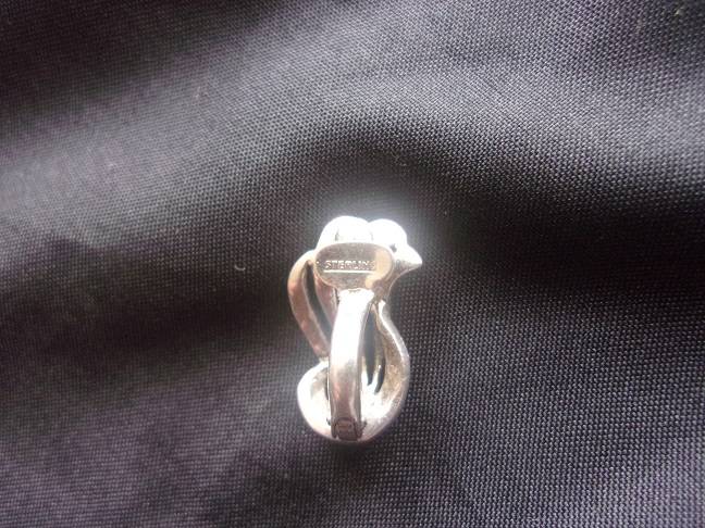 Vintage Sterling silver bracelet & 2 pairs earrings fir 1 bid - 36.3g