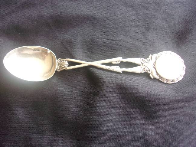 Lot of antique/ vintage Sterling silver cutlery items for 1 bid. - 87.7g