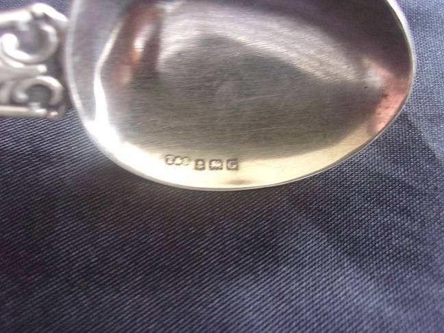 Lot of antique/ vintage Sterling silver cutlery items for 1 bid. - 87.7g