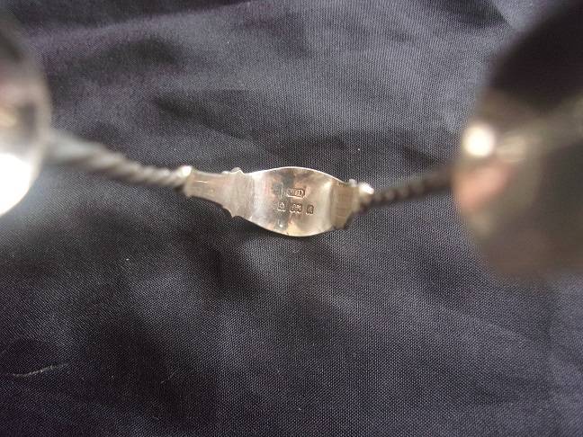 Lot of antique/ vintage Sterling silver cutlery items for 1 bid. - 87.7g