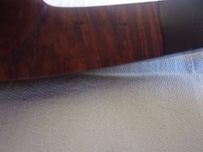 4 Vintage quality smoking pipes and a pipe stand for 1 bid