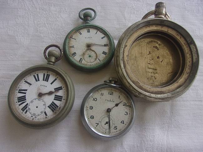 Lot of vintage watches and watch & clock parts for 1 bid