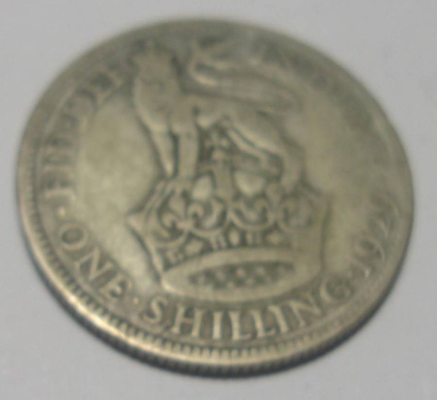 1929 silver British One Shilling coin