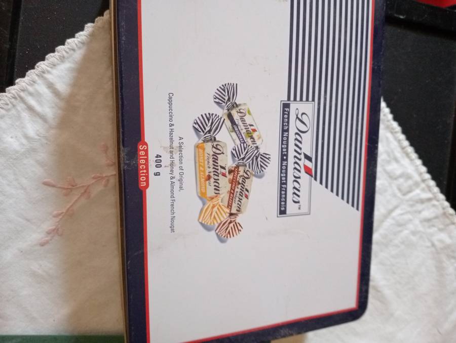 VINTAGE DAMASCUS NOUGAT TIN