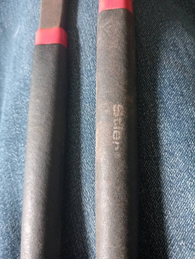 VINTAGE CUTTING PLIERS
