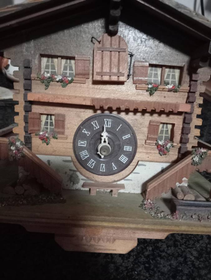 VINTAGE R LOTSCHER SWISS CUCKOO CLOCK