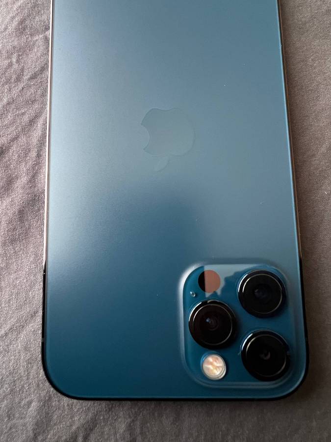 iPhone 12 Pro 128GB   R7,300