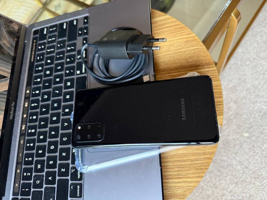 Samsung Galaxy S20 Plus (128GB) ,Excellent Refurbished Condition