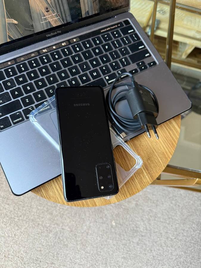 Samsung Galaxy S20 Plus (128GB) ,Excellent Refurbished Condition