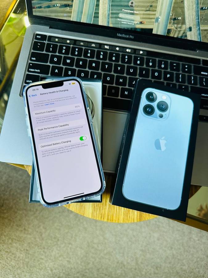 iPhone 13 Pro Sierra Blue (256GB) * EXCELLENT CONDITION  + box and all accessories