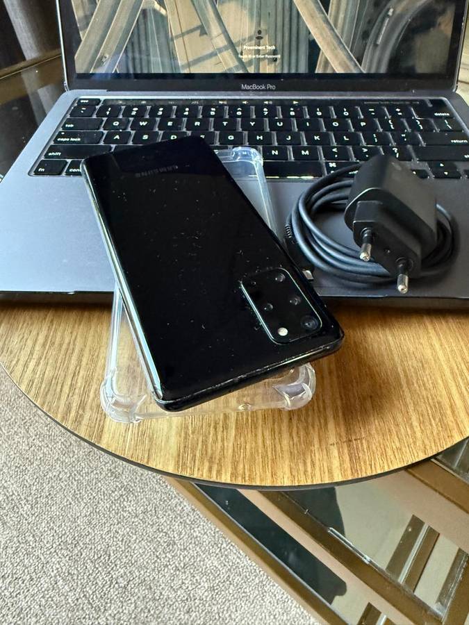 Samsung Galaxy S20 Plus (128GB) ,Excellent Refurbished Condition