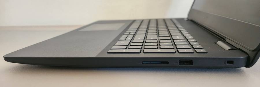 Dell Vostro 3501 15.6-inch Core i3-1005G1 8GB RAM 512GB SSD Win 11 Pro Laptop