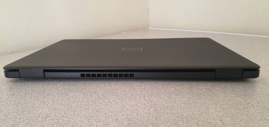 10TH GEN DELL VOSTRO 3501*15.6`*i3-1005G1*1.20GHZ*8 GB RAM* 256GB SSD*WIND 11 PRO 64-BIT