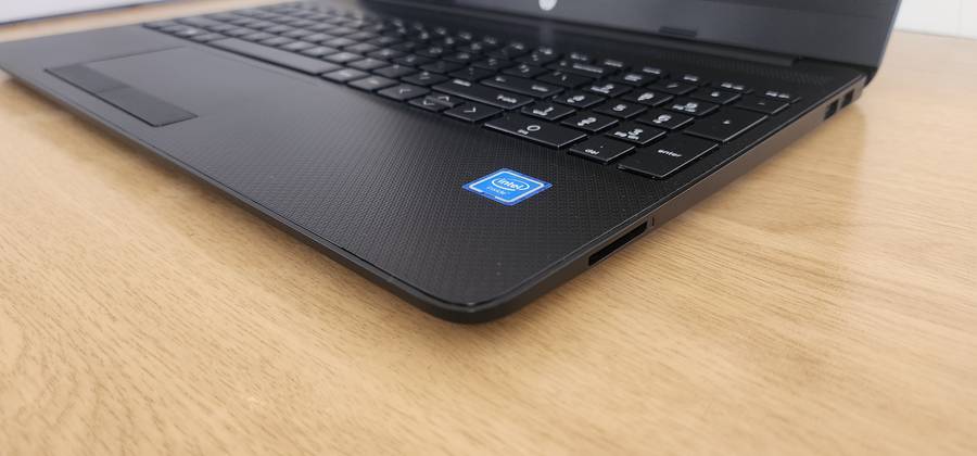**HP LAPTOP 15-DX1XX | 15 INCH | INTEL | 8GB RAM | 240GB SSD | FHD | NEW BATTERY| 3 MONTH WARRANTY**