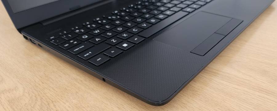 **HP LAPTOP 15-DX1XX | 15 INCH | INTEL | 8GB RAM | 240GB SSD | FHD | NEW BATTERY| 3 MONTH WARRANTY**