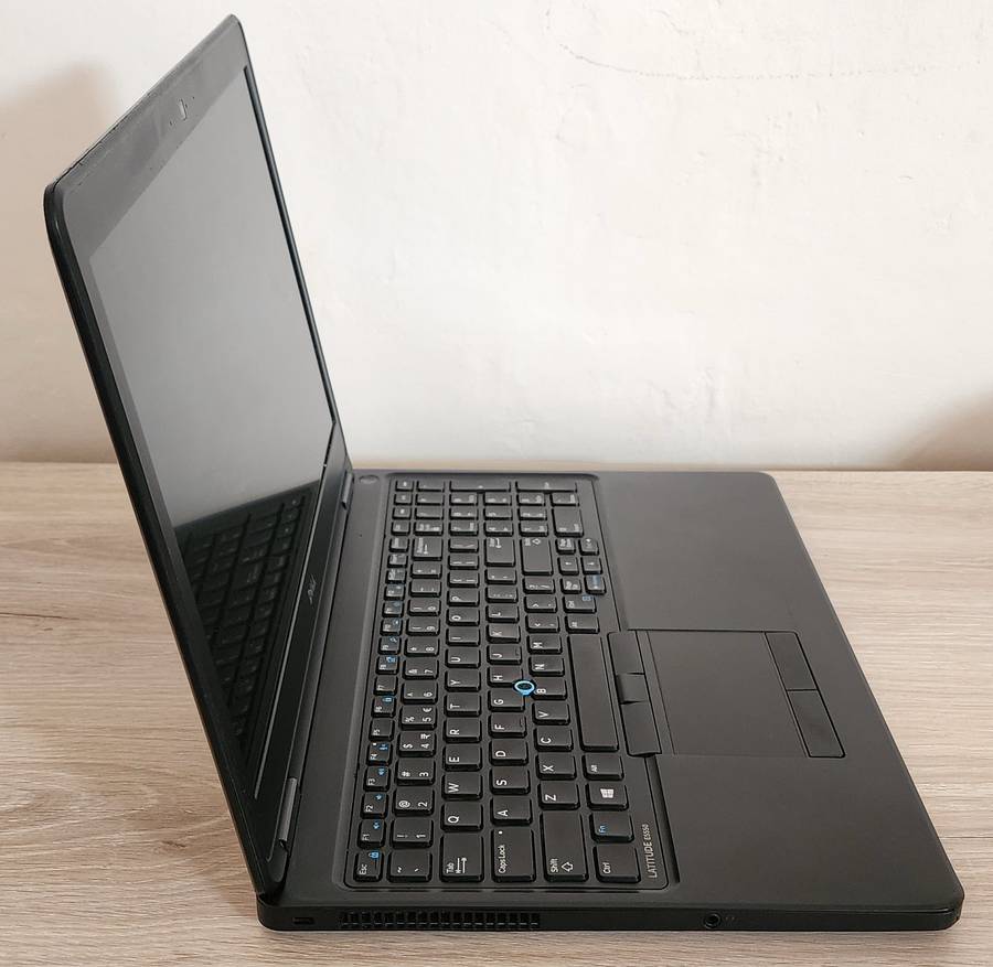 DELL LATITUDE E5550 | INTEL CORE i5-5200U | 8GB RAM | 500GB HDD | 15.6 LED | 4G/LTE | WIN10P