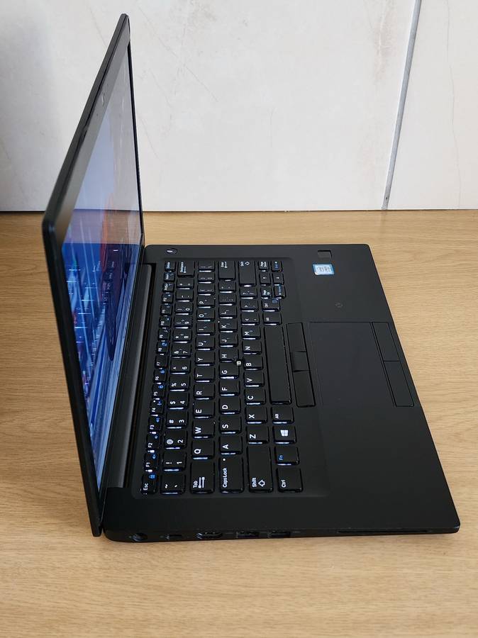 DELL LATITUDE 7490 | 8TH GEN CORE i5-8350U | 8GB DDR4 | 512GB SSD | 14` FHD | WIN11 PRO