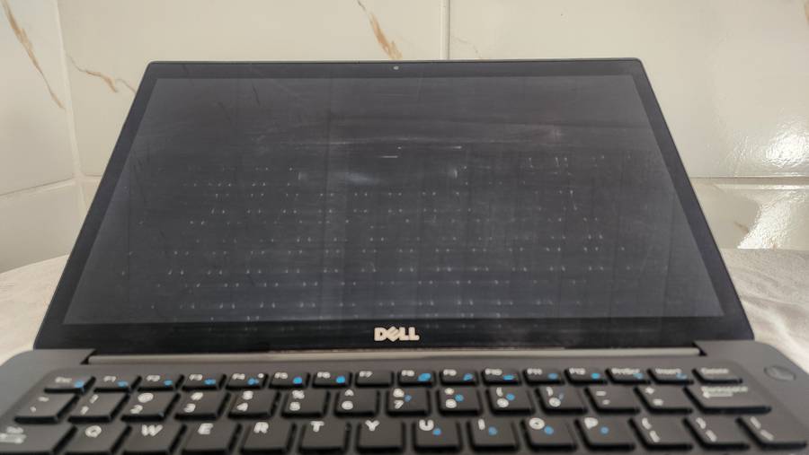 Dell Latitude 7490 -> Core i5-8350U / 8GB / 256GB SSD / Windows 11 PRO -> ->