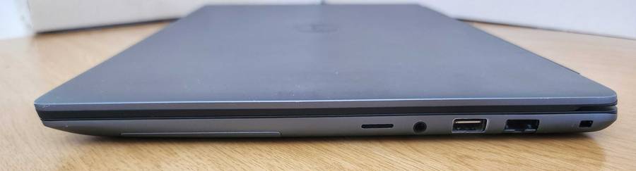 Dell Vostro - 10th Gen i5 | 8GB Ram | 256GB SSD | Windows 11