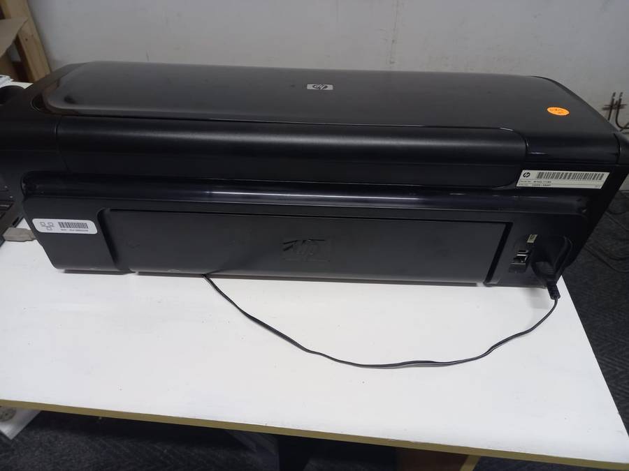 HP Officejet 7000 Wide Format Printer - E809a A3, NEEDS NEW CARTRIDGES