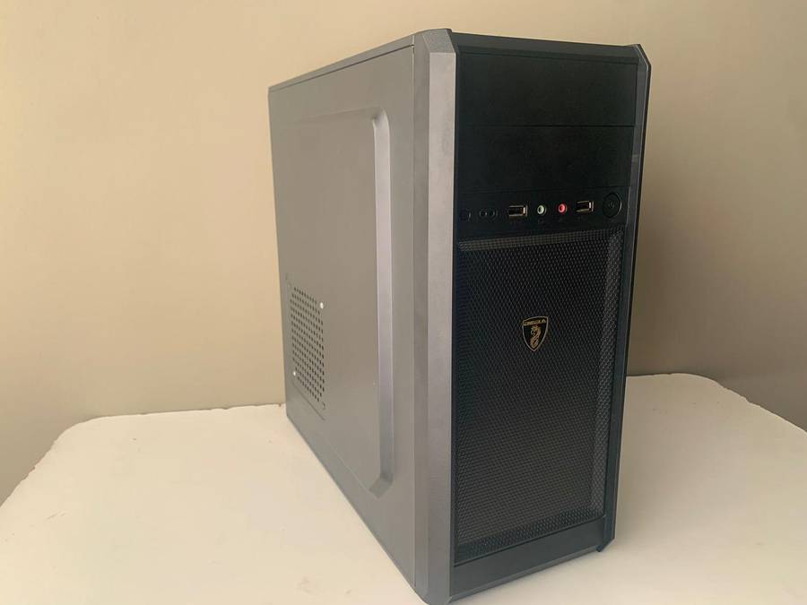 GAMING COMPUTER
