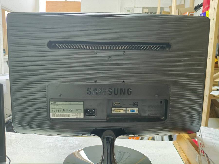 Samsung B2330 23" LCD Widescreen Monitor