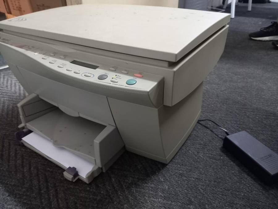 HP Officejet r45 All-in-one Printer