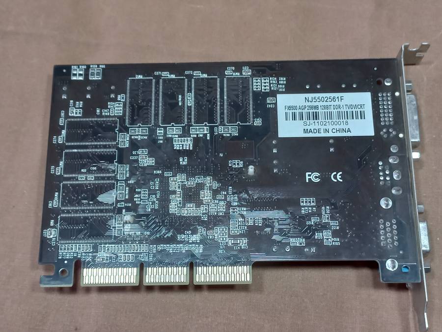 AGP Graphics FX5500 256MB