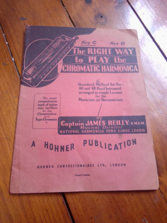 The Right Way to Play the Chromatic Harmonica - Vintage Hohner Publication