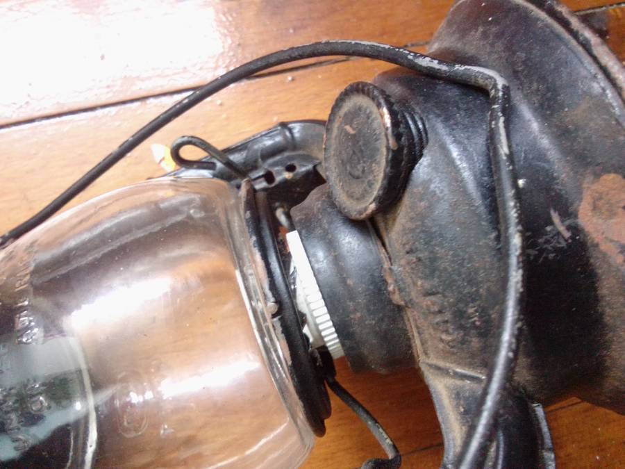 Old Dietz Comet USA Paraffin Lamp Converted Into Electrical (Working)