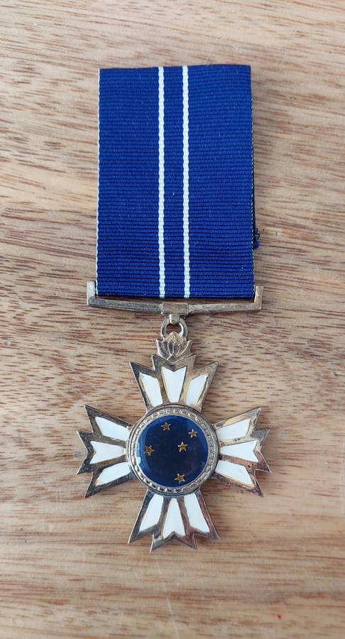 # Full Size 1975 Southern Cross Decoration ( NR 495 ) For PaperWave#