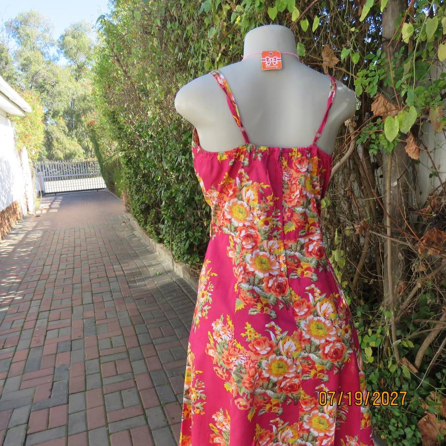 Magenta pink cotton strappy dress with yellow-peach posies. Size 38.