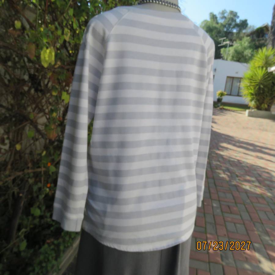 WOOLWORTHS polycotton white-silvergrey horizontal stripe long sleeve top. Size 38