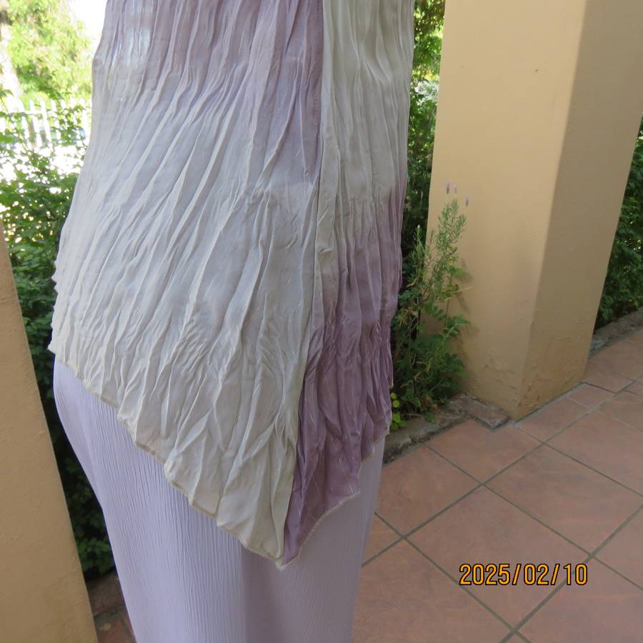INWEAR sexy cool sheer polyester top in soft shades of lilac. Permanent pleats. Size 60. As new.