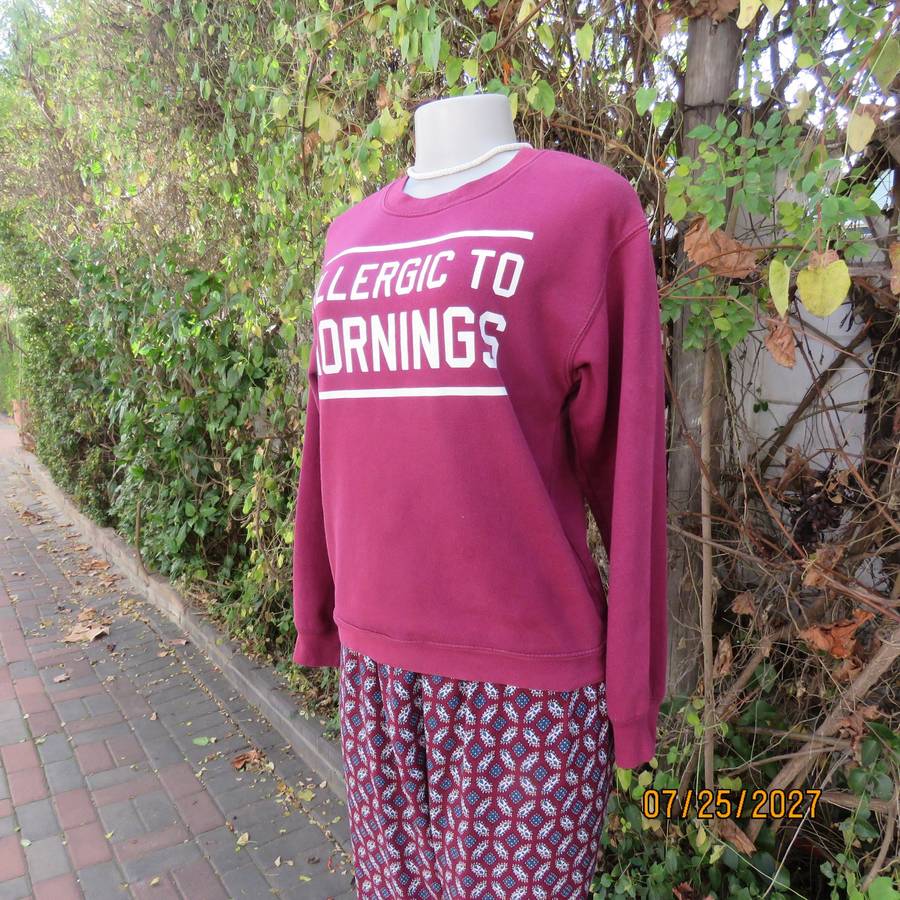 WOUND UP Maroon polycotton sweatshirt with crew neck size 34