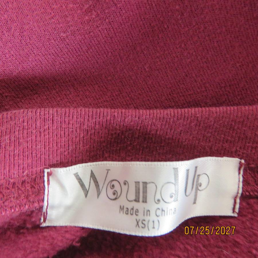 WOUND UP Maroon polycotton sweatshirt with crew neck size 34