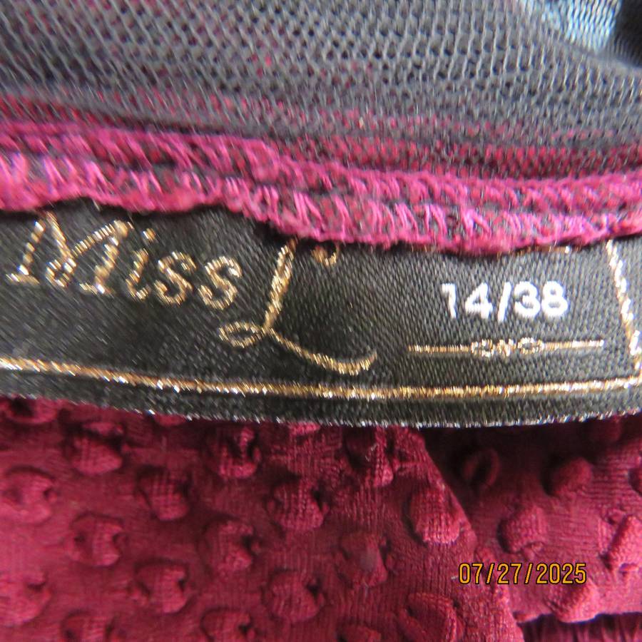 MISS L maroon bubble textured stretch polyester smart casual dress. Black netting neck area. Size 38