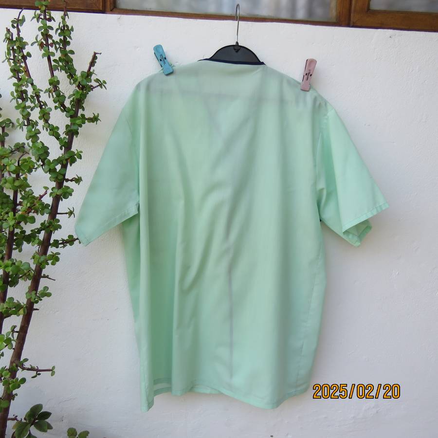 Men's shorty mint green pajama set in polycotton size Medium. V button down top. Elastic waist short